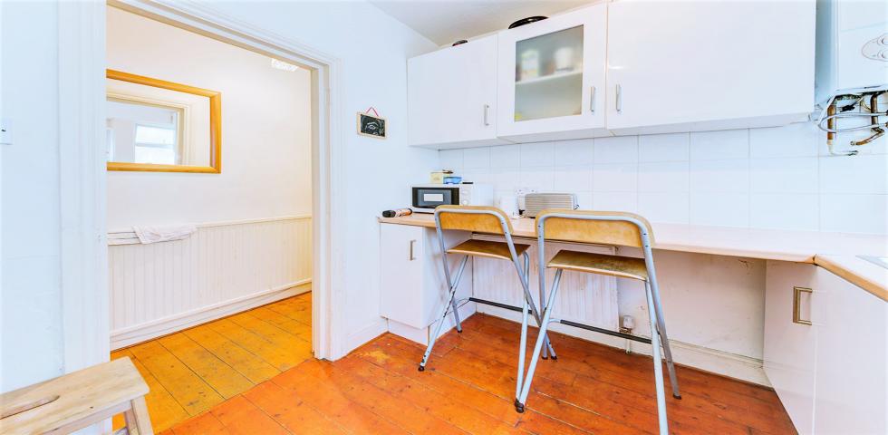 			PRIVATE GARDEN, 2 Bedroom, 1 bath, 1 reception Flat			 Leighton Gardens, KENSAL RISE